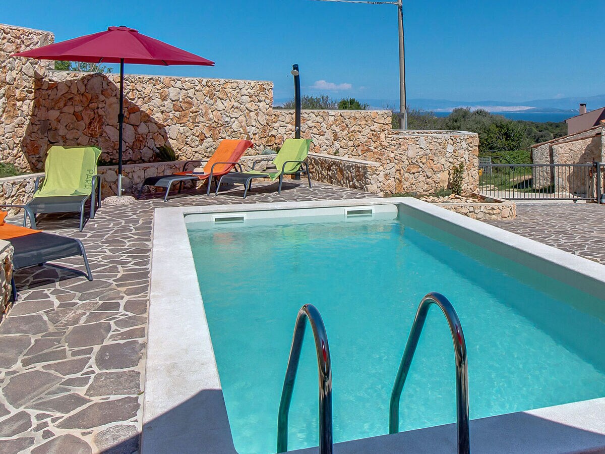 Holiday house DELPHINE with pool