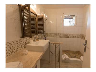 Holiday house Villa Bianca ...and a heart shaped pool! - Features photo 38