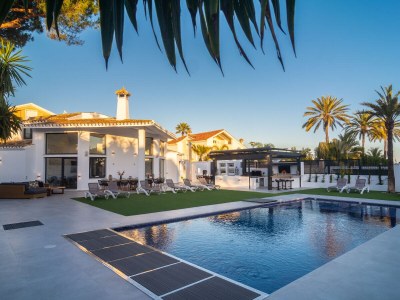 Apartment Terrace, pools and garden - Outdoor photo 9