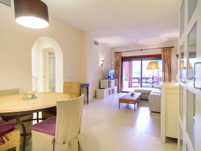 Apartment Beachfront apartment - Outdoor photo 7