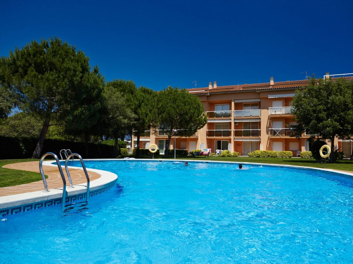 Holiday apartment Holiday apartment with garden and pool - 800 m from Pals beach (SG2 2H AC 207) - Outdoor photo 2