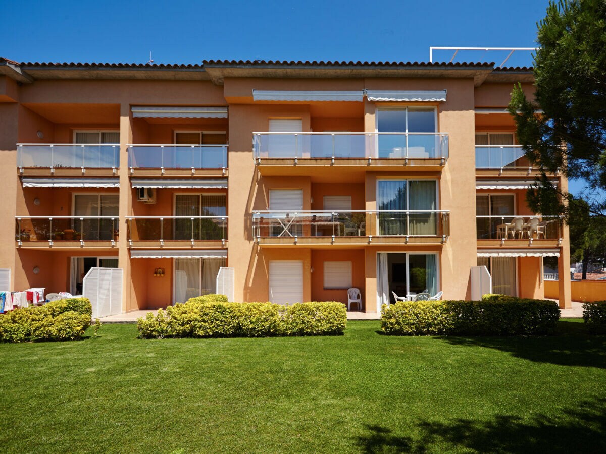 Holiday apartment Holiday apartment with garden and pool - 800 m from Pals beach (SG2 2H AC 207) - Outdoor photo 4