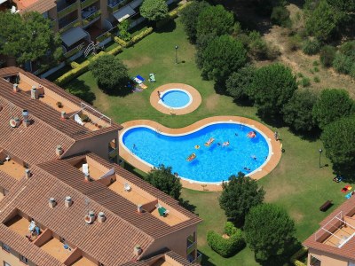 Holiday apartment Holiday apartment with garden and pool - 800 m from Pals beach (SG2 2H AC 207) in Gerona / Girona - Holiday apartment