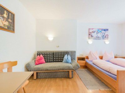 Apartment Apartment in Huben near Ski Slopes - Features photo 12