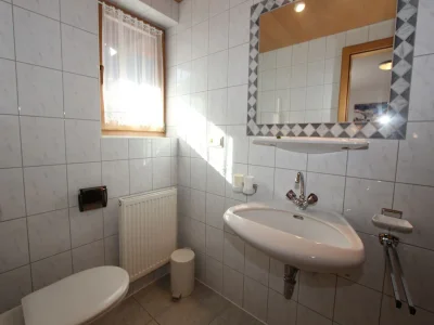 Apartment Apartment in Huben near Ski Slopes - Features photo 18