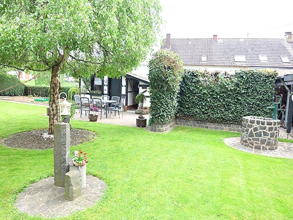 Apartment Eifel Garden Hideaway - Outdoor photo 2
