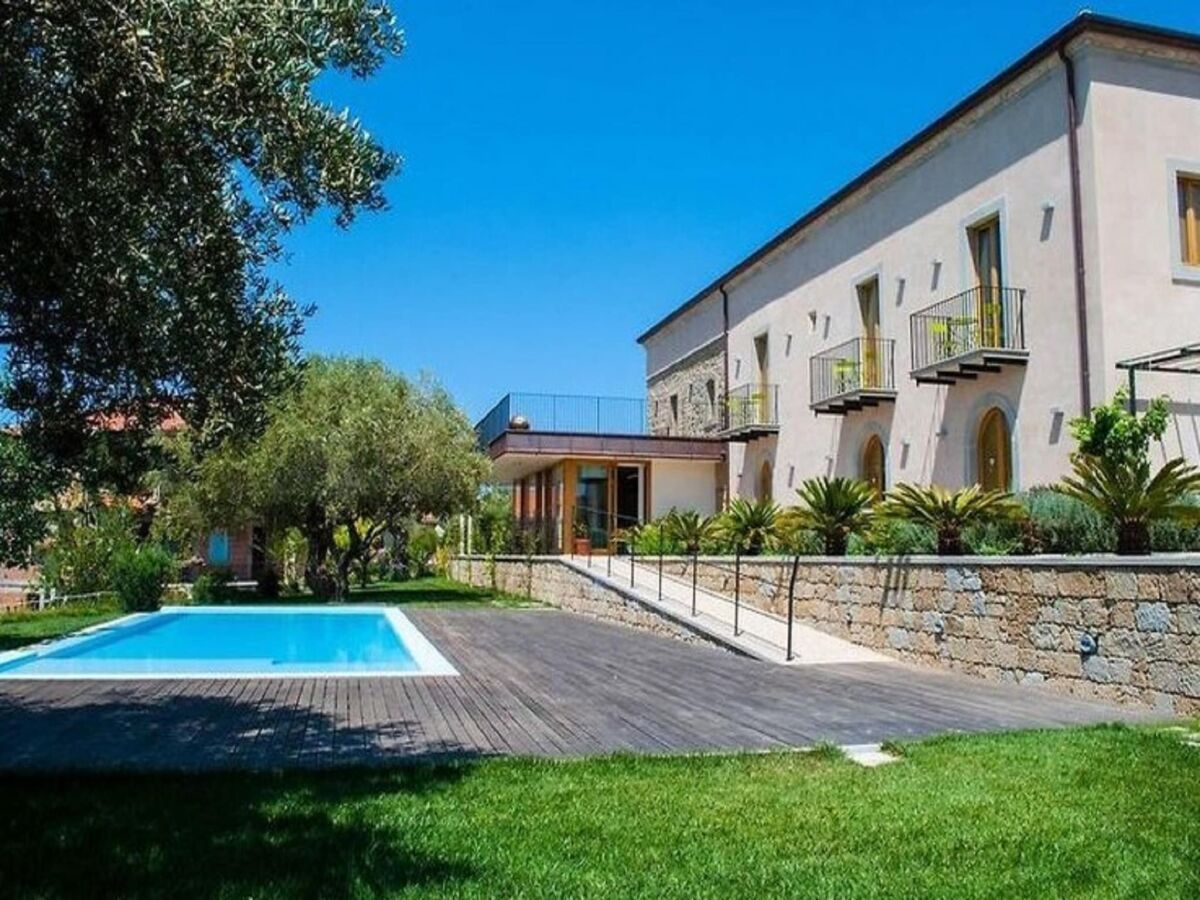 Villa Entzückende Villa in Naso mit privatem Pool