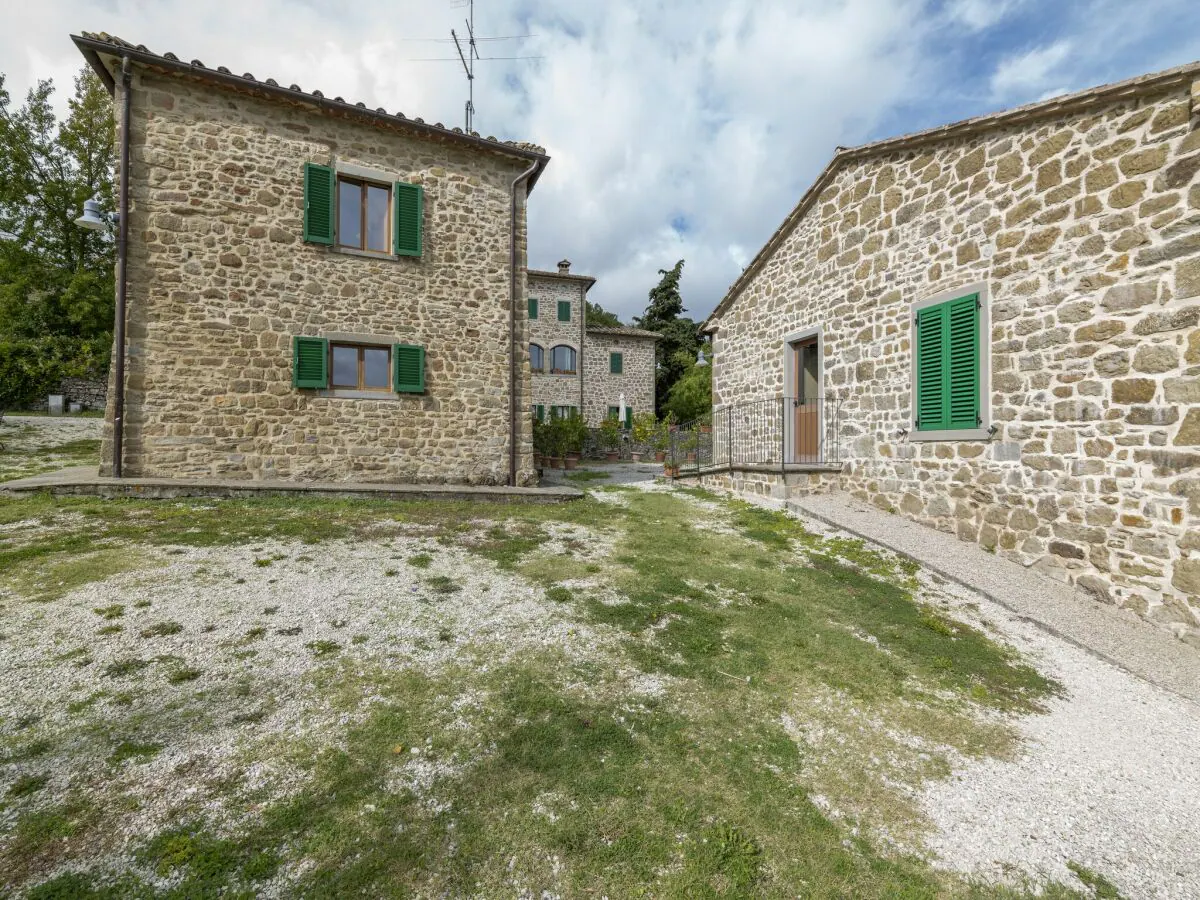 Farmhouse Mittelalterliches Bauernhaus in Caprese Michelangelo mit Terrasse - Outdoor photo 5