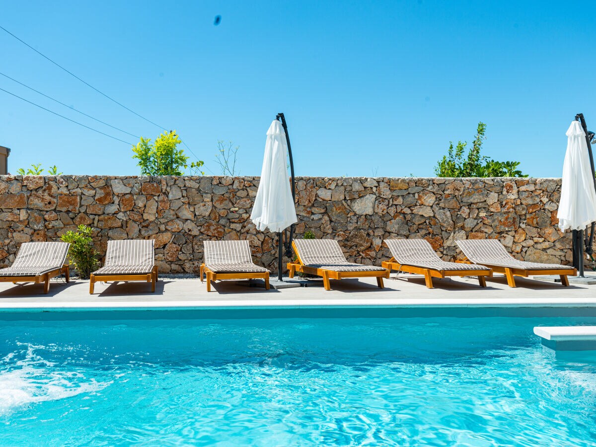 Villa with pool, jacuzzi and sauna - Outdoor photo 2