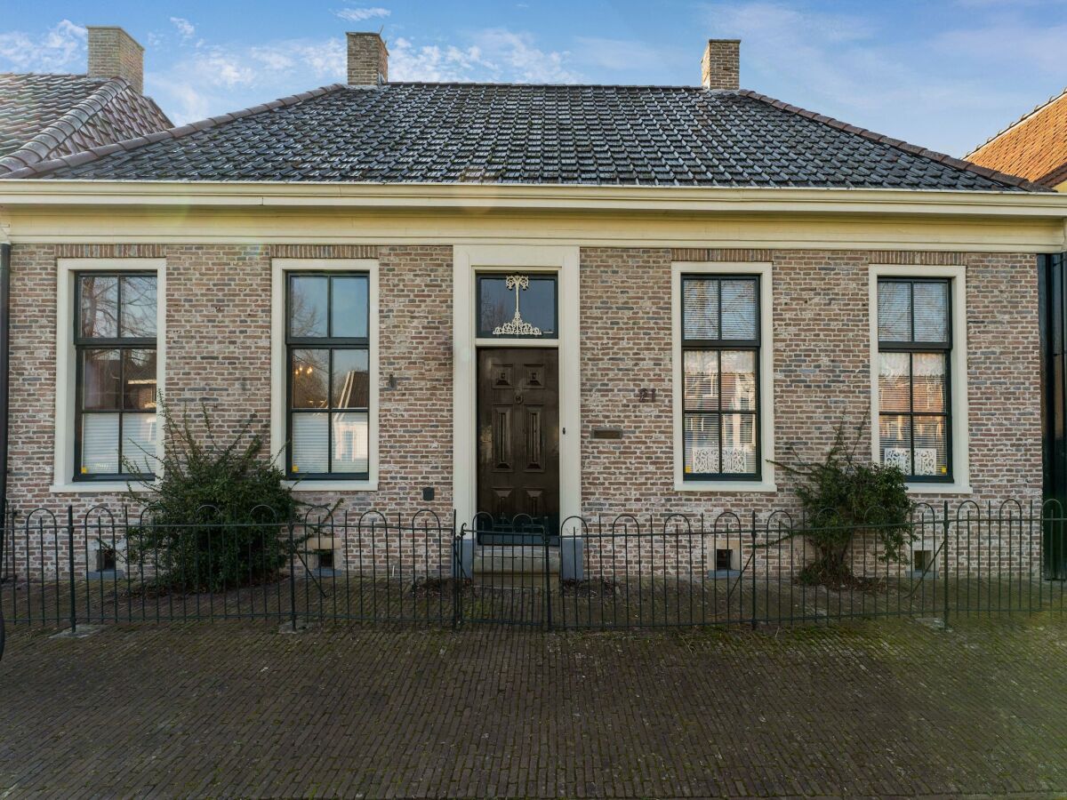 Holiday house Schönes Ferienhaus von 1871 mit modernem Komfort. - Outdoor photo 2