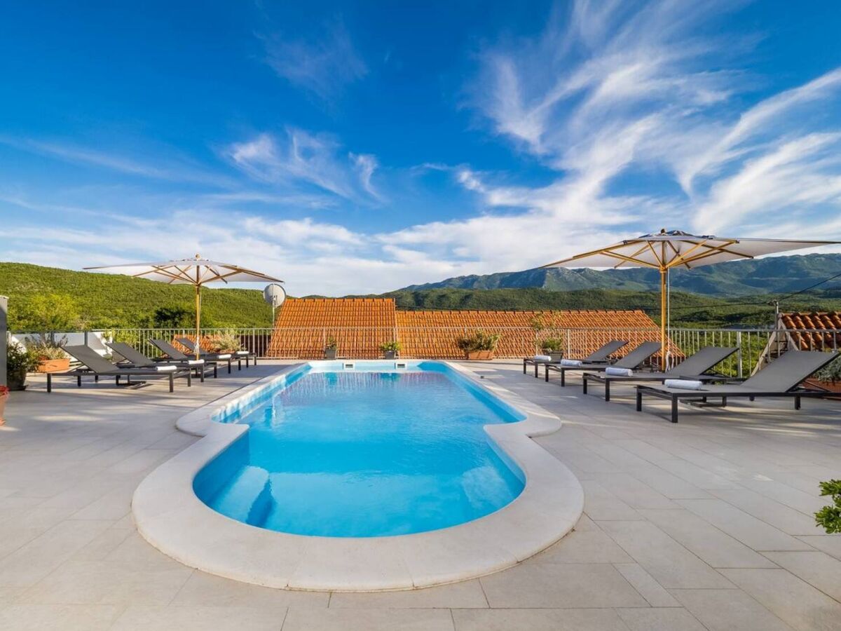 Villa Villa Vito Heated Pool , Jacuzzi & Children Playground
