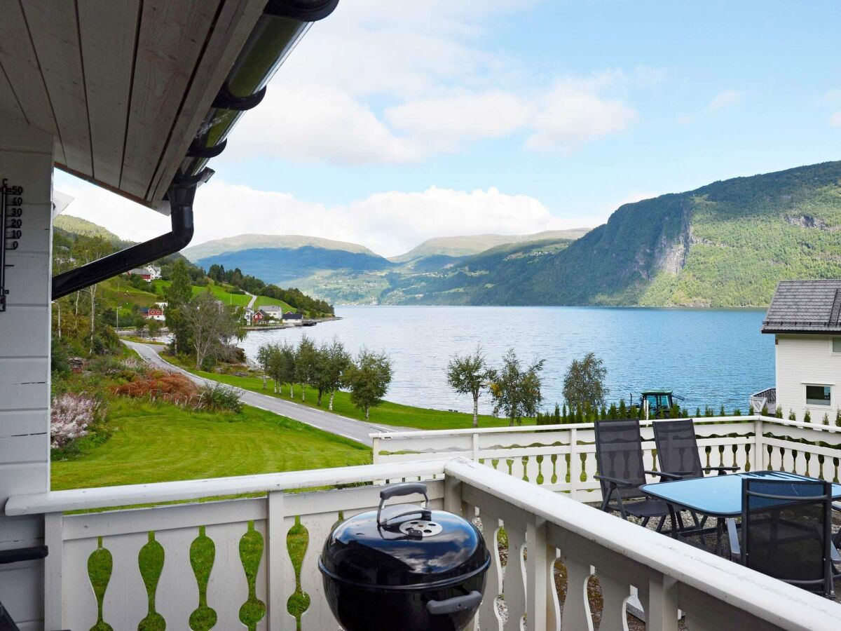 Holiday house 4 person holiday home in Utvik-By Traum