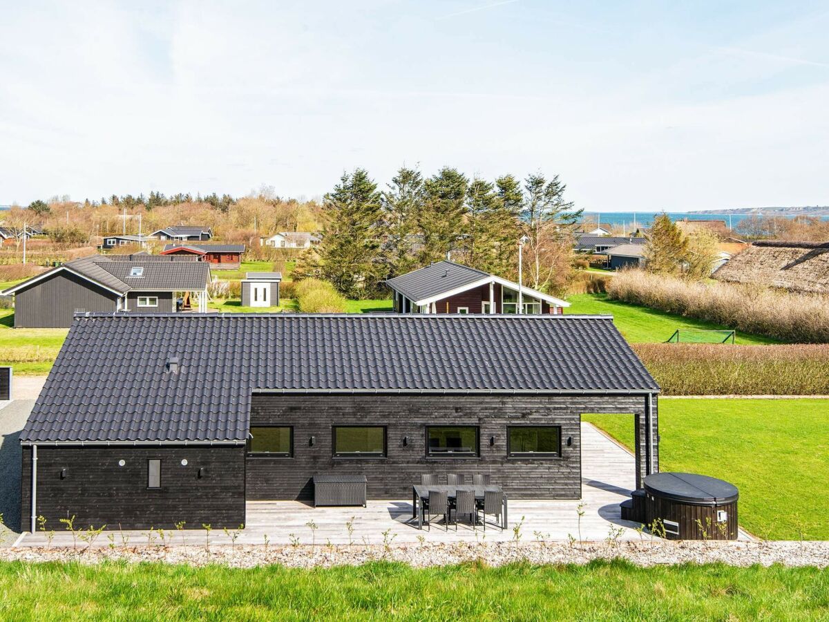 Holiday house 6 person holiday home in Lemvig-By Traum - Outdoor photo 2
