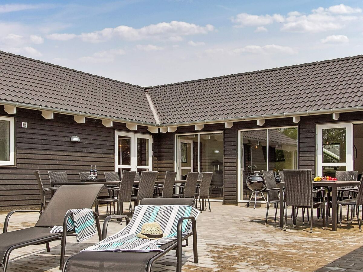 Holiday house 24 person holiday home in Hasselberg - Outdoor photo 3