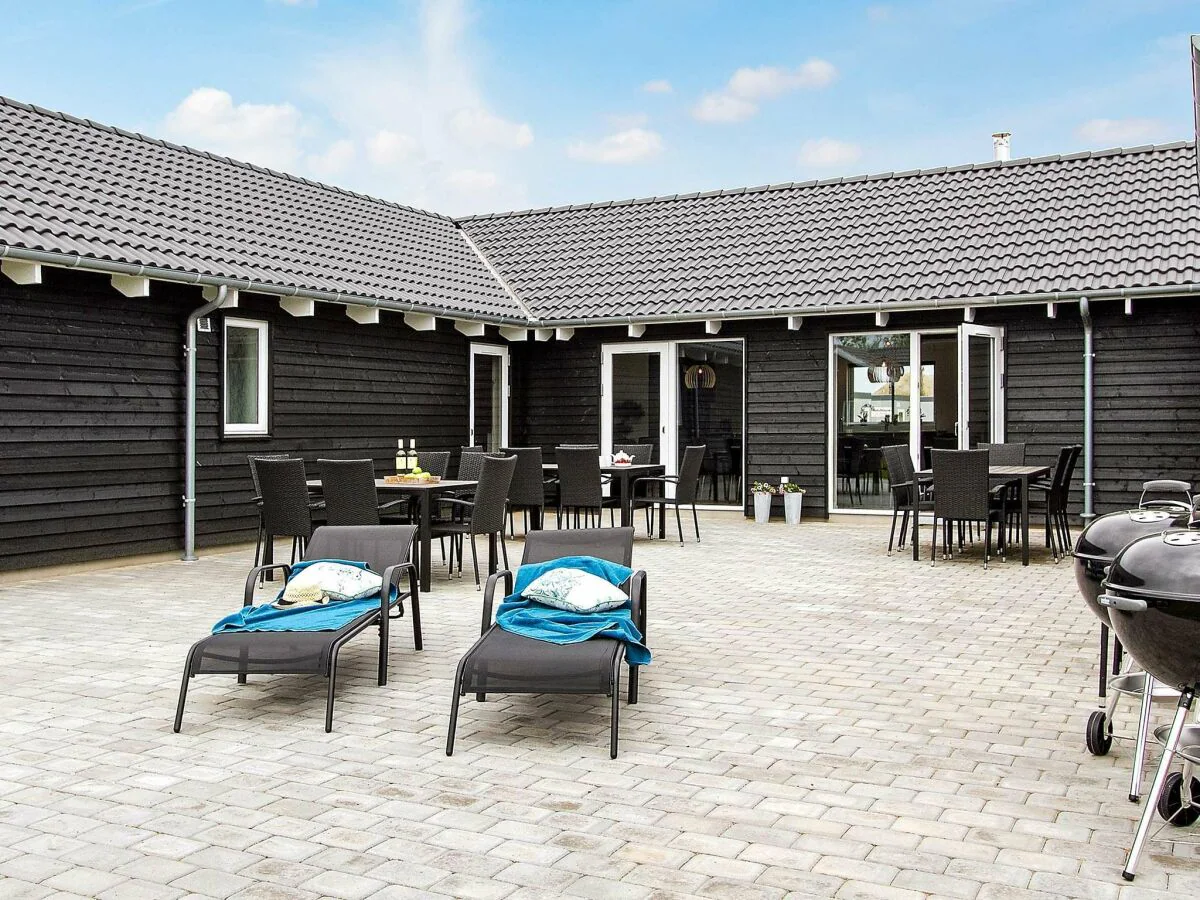 Holiday house 20 person holiday home in Hasselberg - Outdoor photo 2