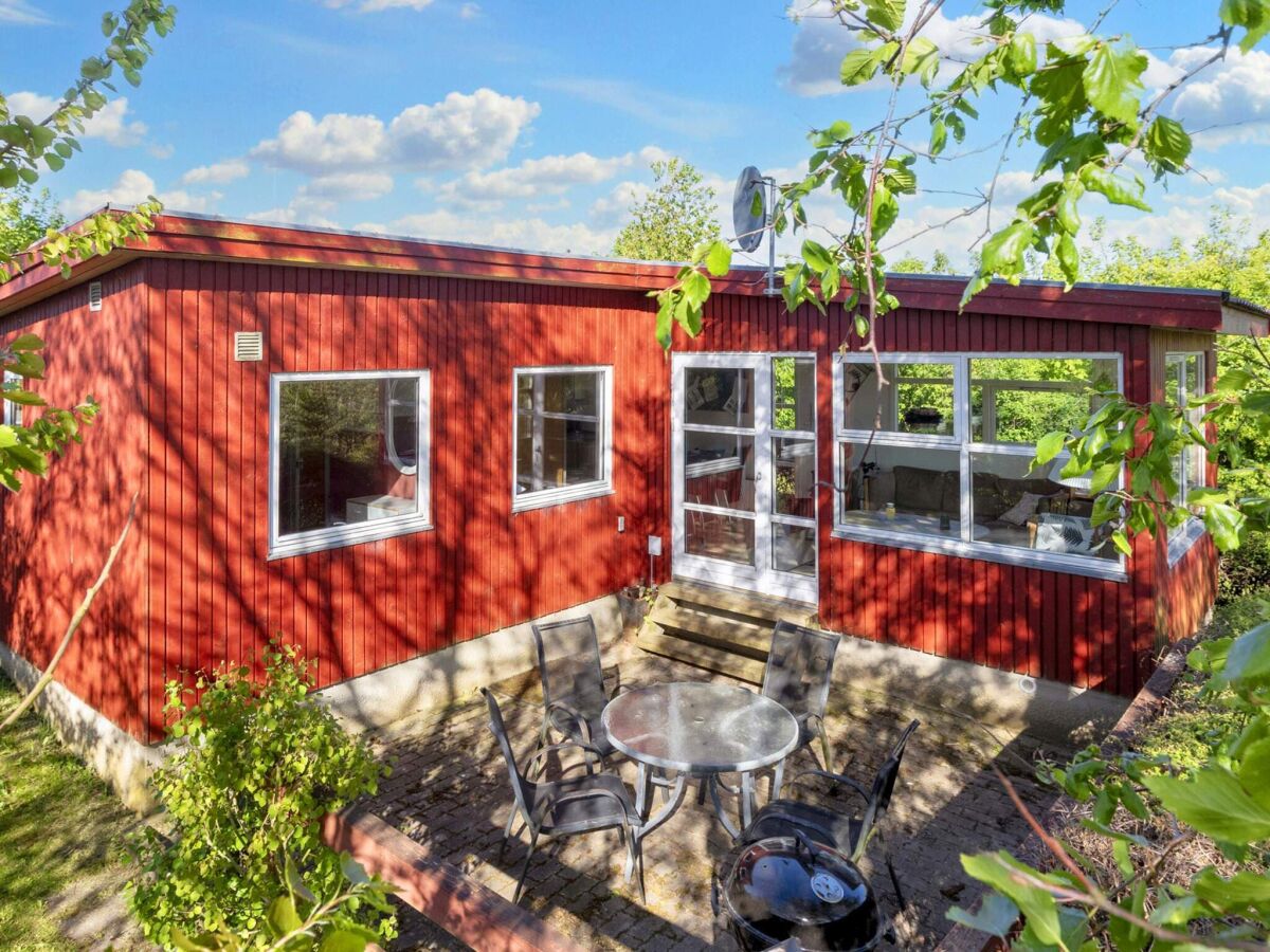 Holiday house 5 person holiday home in Roslev-By Traum