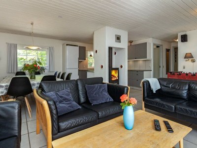 Holiday house 12 Personen Ferienhaus in Væggerløse-By Traum - Outdoor photo 27