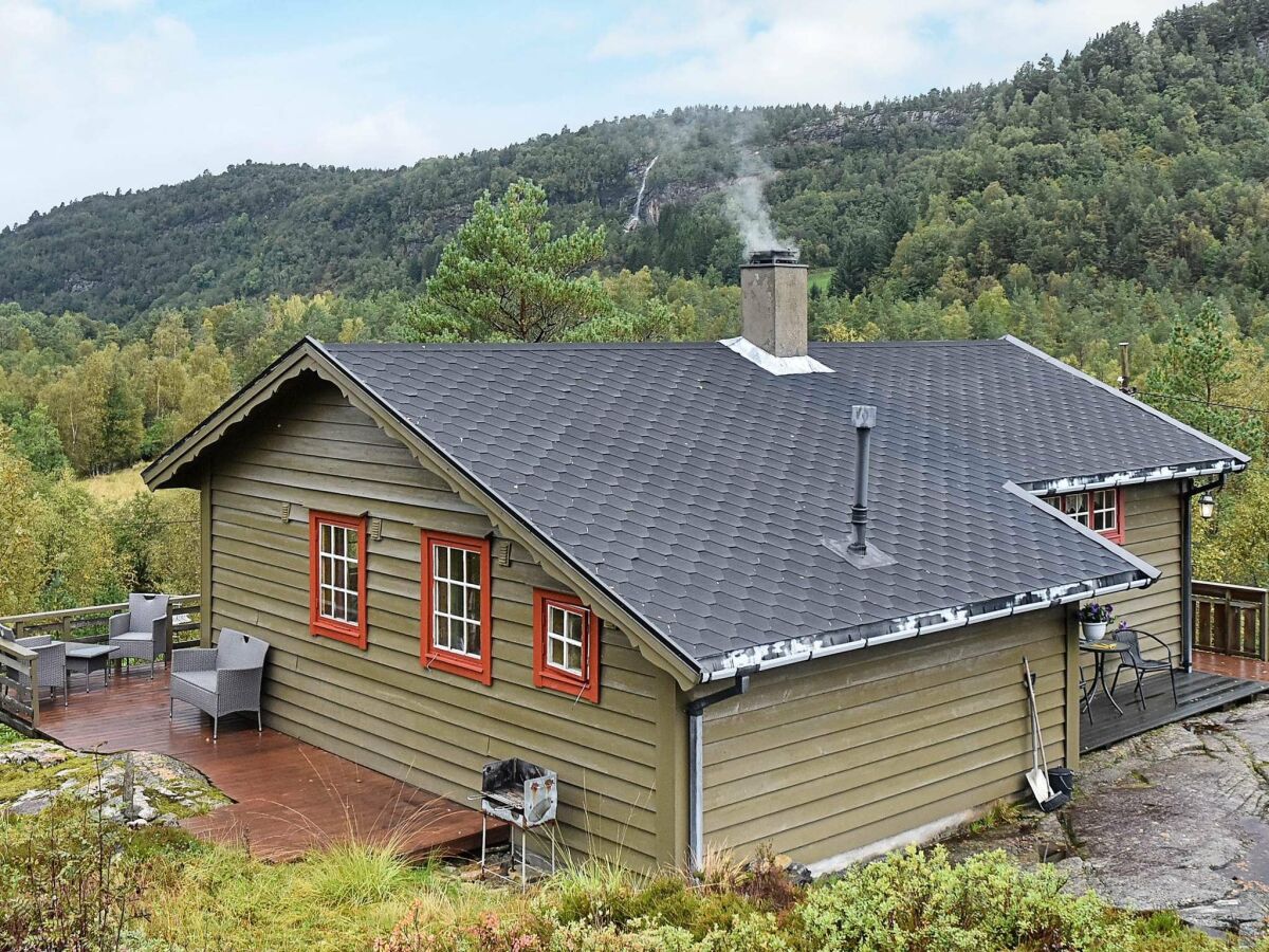 Holiday house 4 person holiday home in Leirvik i Sogn