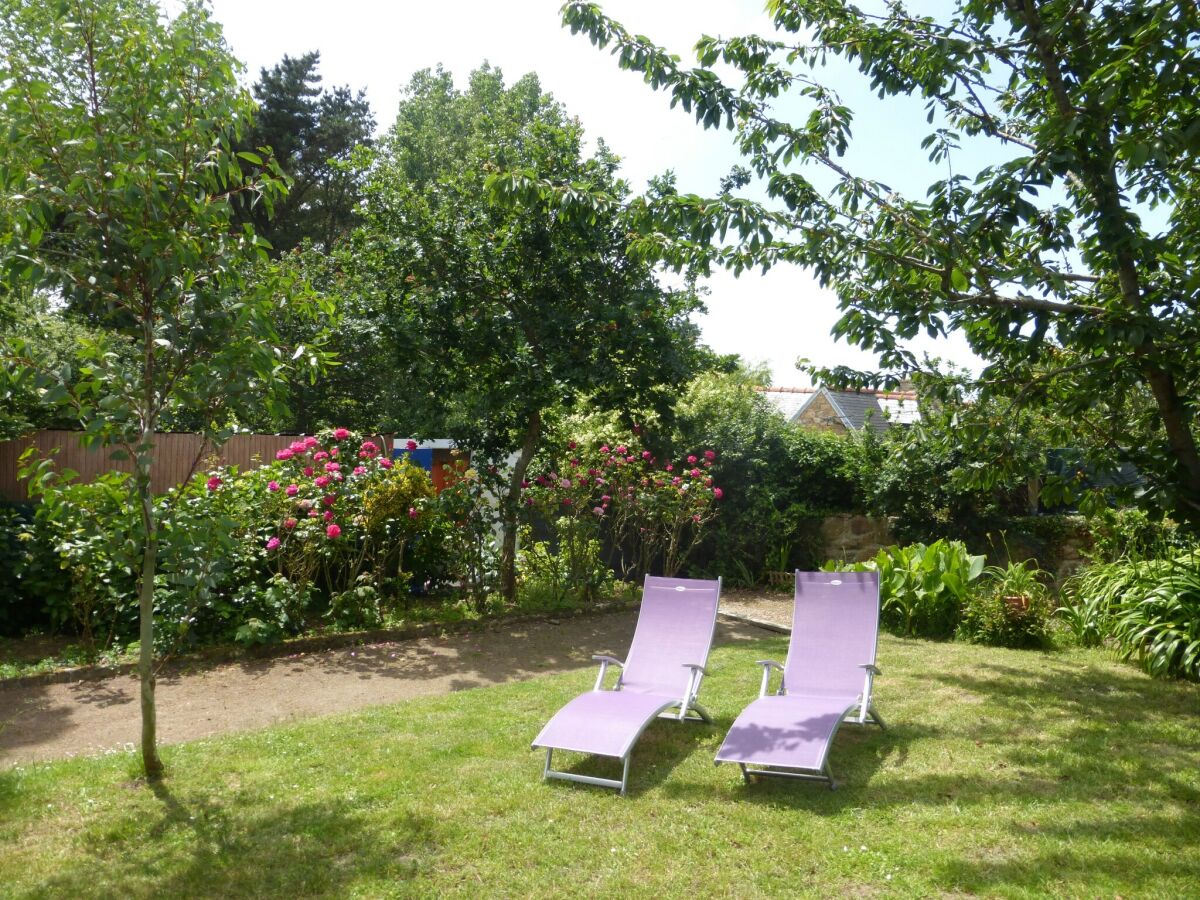 Holiday house Holiday Home in Port Blanc by Sandy Beach - Outdoor photo 3