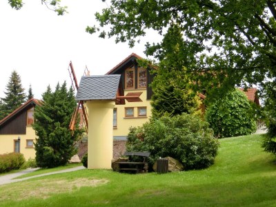 Holiday house Schöne Doppelhaushälfte mit Terrasse in Schirgiswalde - Outdoor photo 8
