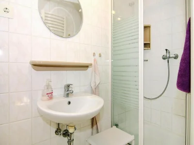 Apartment Ferienwohnung, Lohme - Features photo 9