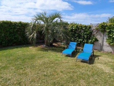 Holiday house Holiday Home by Roscoff Beach and Horse Racing - Outdoor photo 8