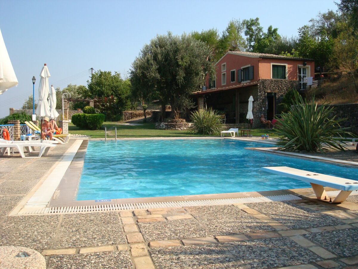 Apartment Apartment with Pool & Near Sea