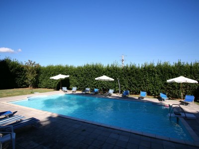 Farmhouse Bauernhaus in Umbrien am Trasimeno-See - Outdoor photo 2