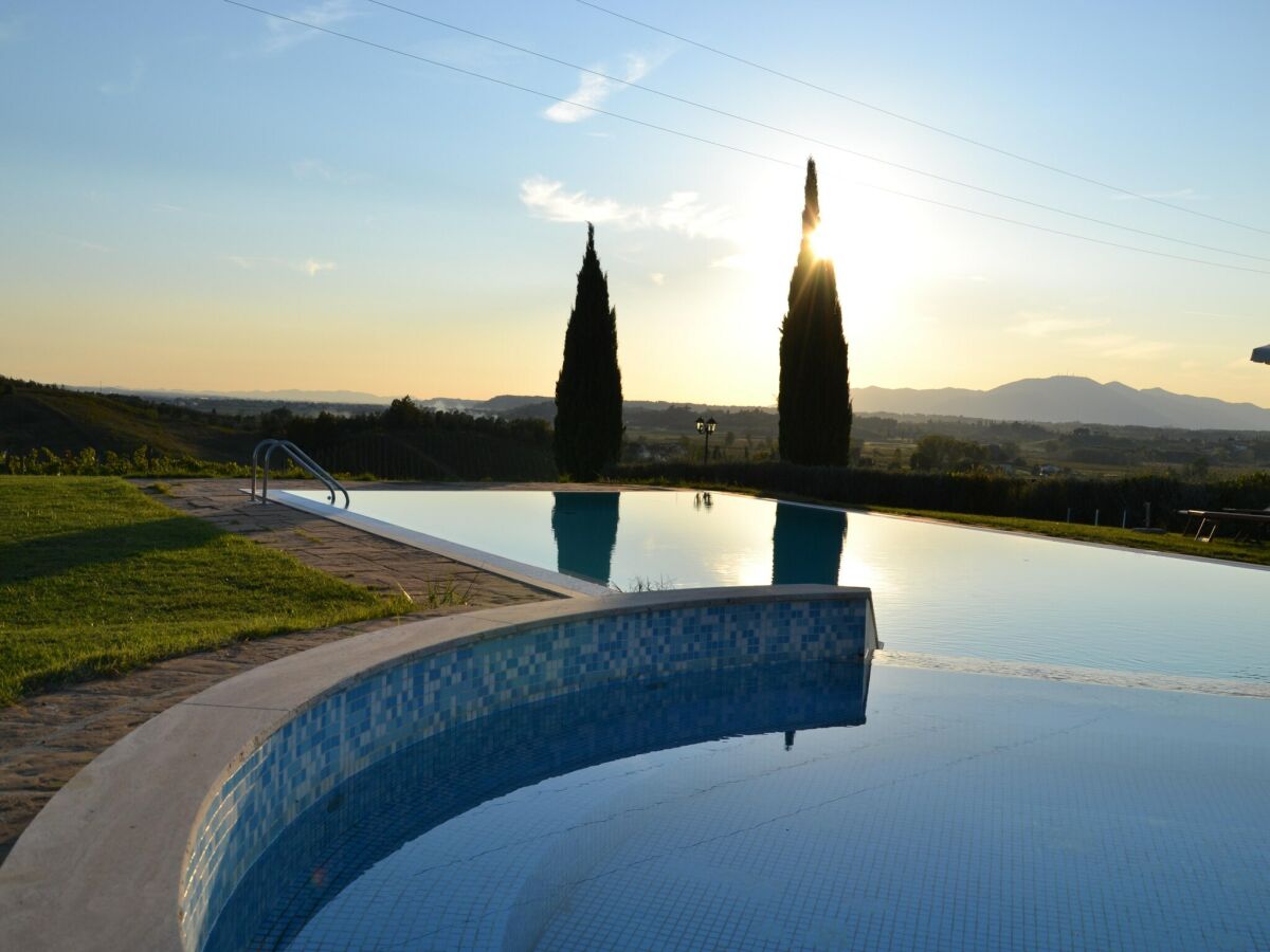 Holiday house Ferienhaus mit Pool und Whirlpool - Outdoor photo 2