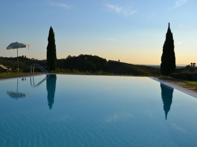 Holiday house Ferienhaus mit Pool und Whirlpool - Outdoor photo 15