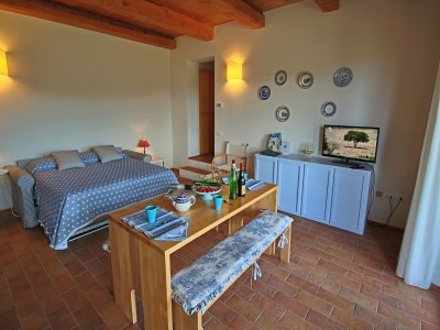 Holiday house Tranquil Hilltop Cottage - Features photo 27