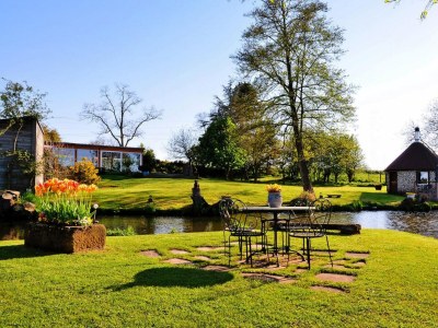 Apartment Holiday Farm in Pfaffenhofen with Indoor Pool - Outdoor photo 9