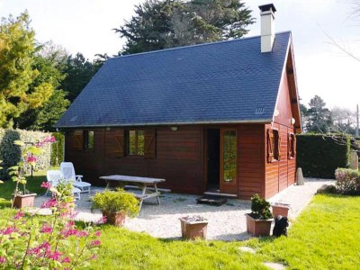 Holiday house Holzhaus am Strand bei Barneville - Outdoor photo 2