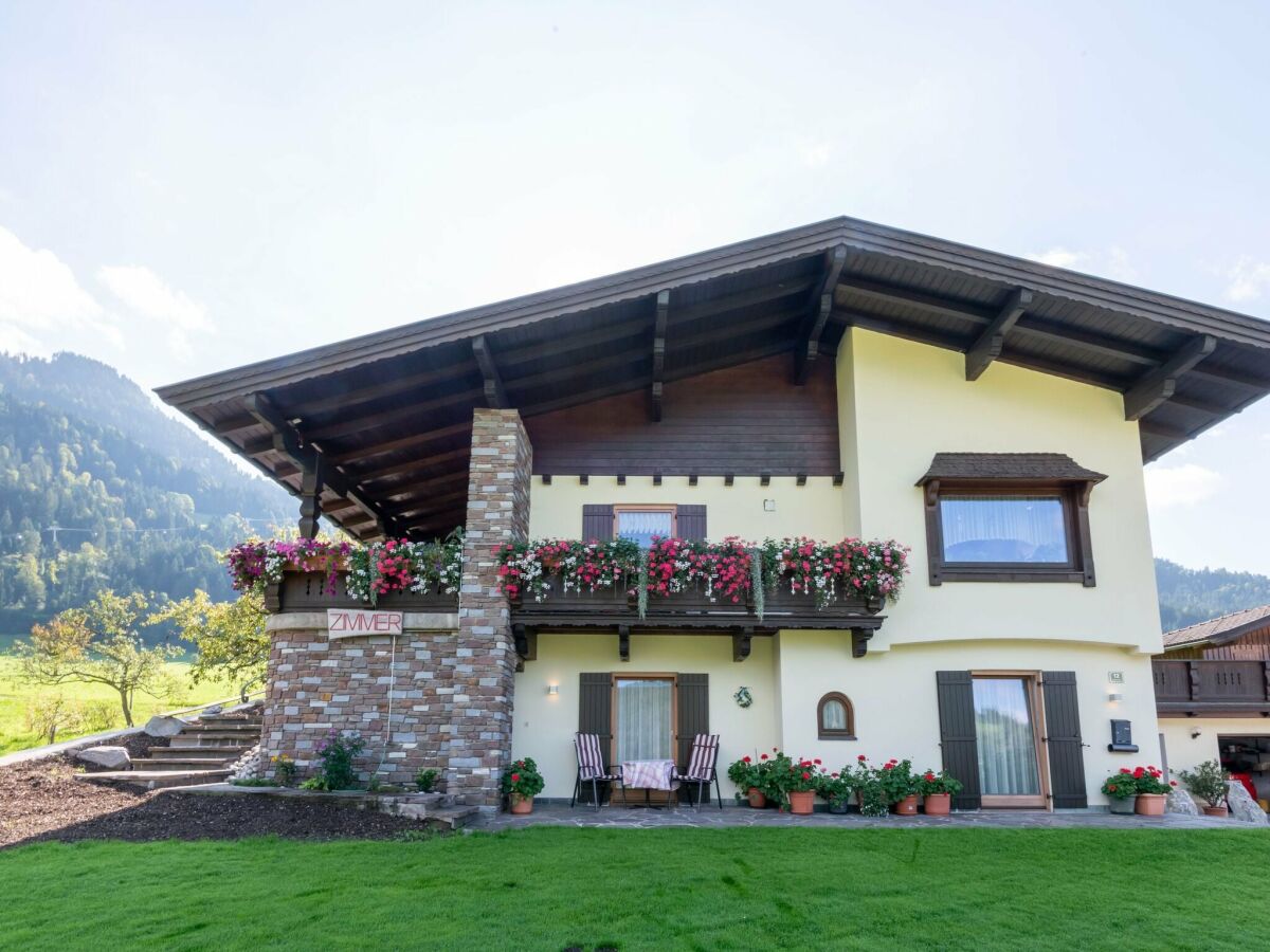 Apartment Farmhouse in Itter near Ski Slopes - Outdoor photo 5