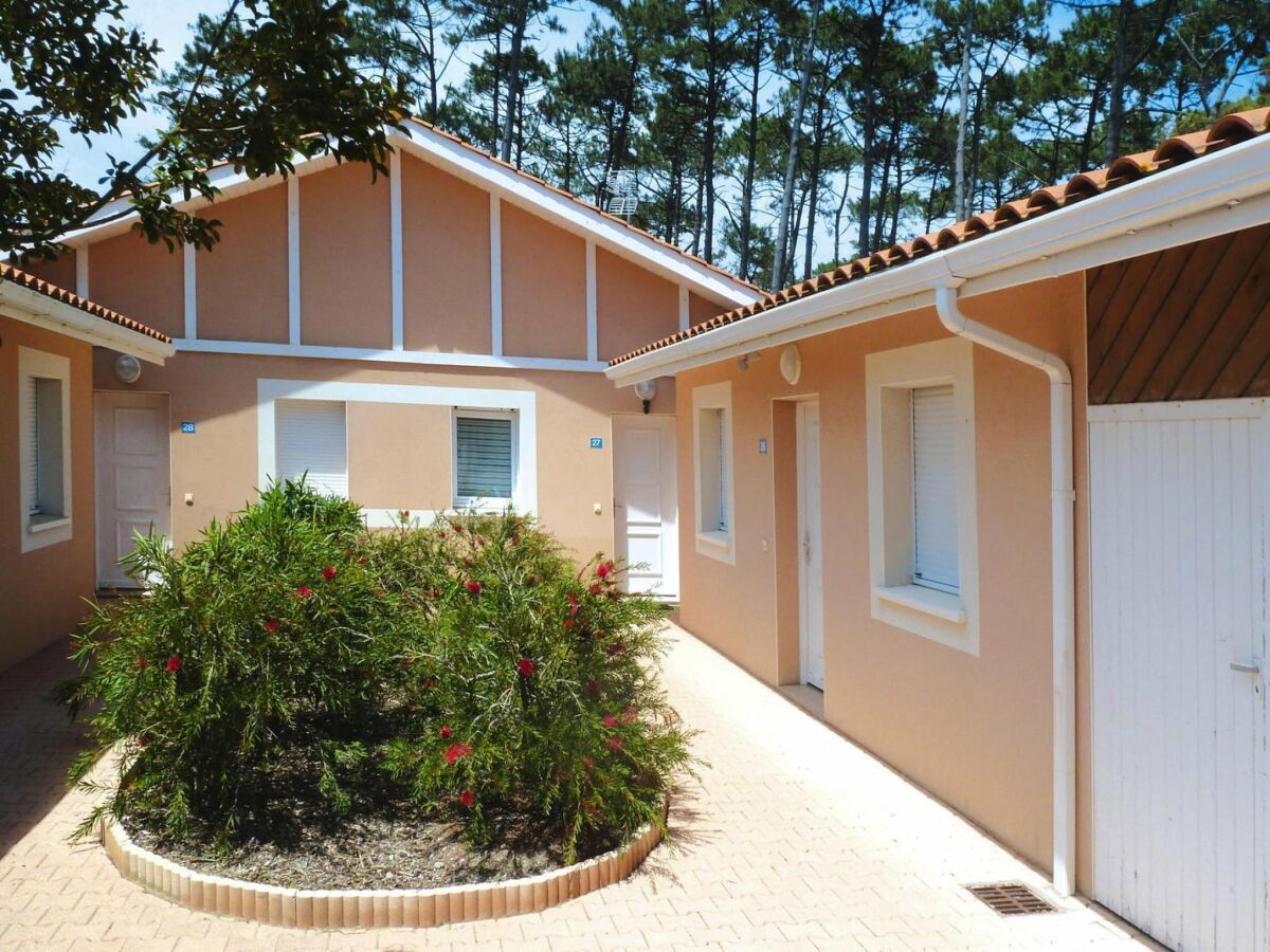 Holiday house Terraced holiday home in Moliets - Outdoor photo 3
