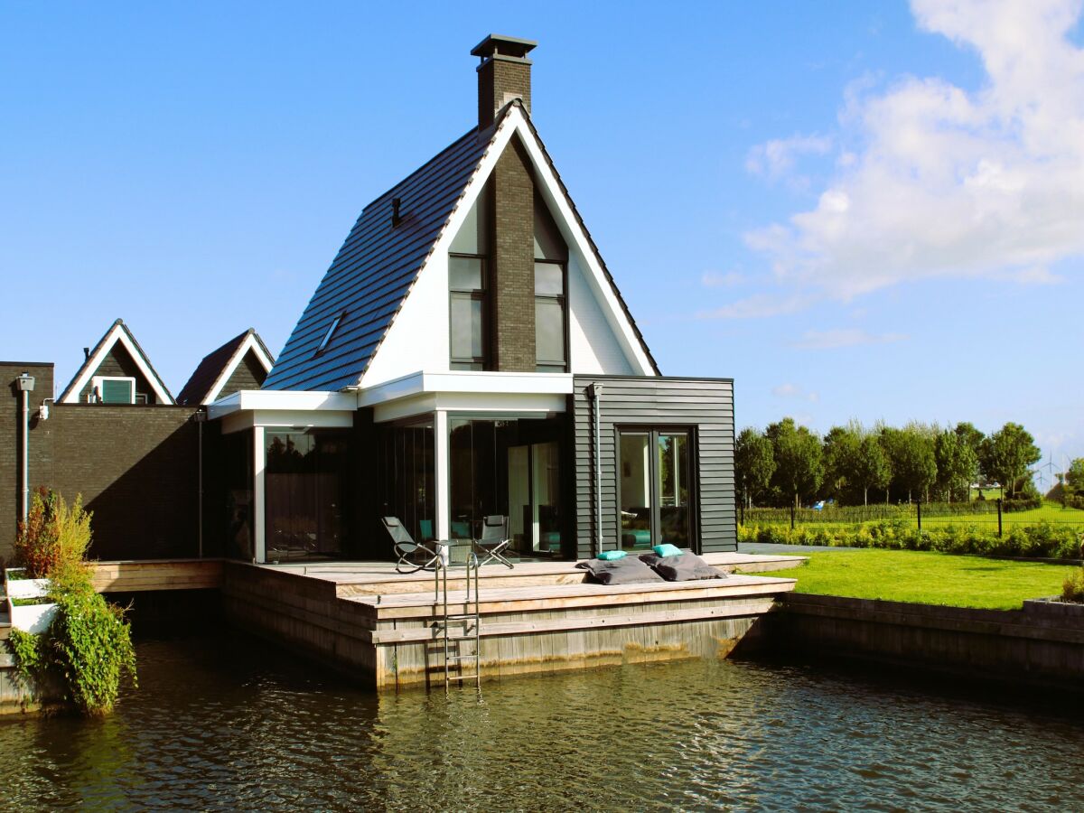 Holiday house Holiday Home in Stavoren by Private Jetty