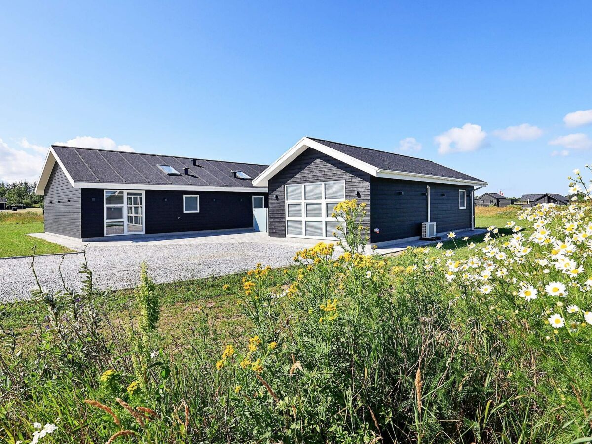 Holiday house 10 Personen Ferienhaus in Løkken-By Traum - Outdoor photo 3