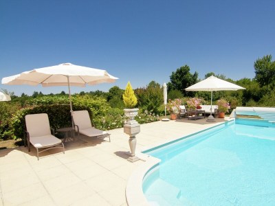 Villa Rouzède Villa mit Pool in Charente - Villa