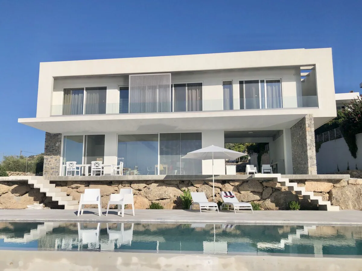 Villa Kuro Beach House
