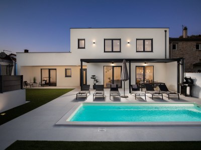 Villa Villa Artis in Loborika - Villa
