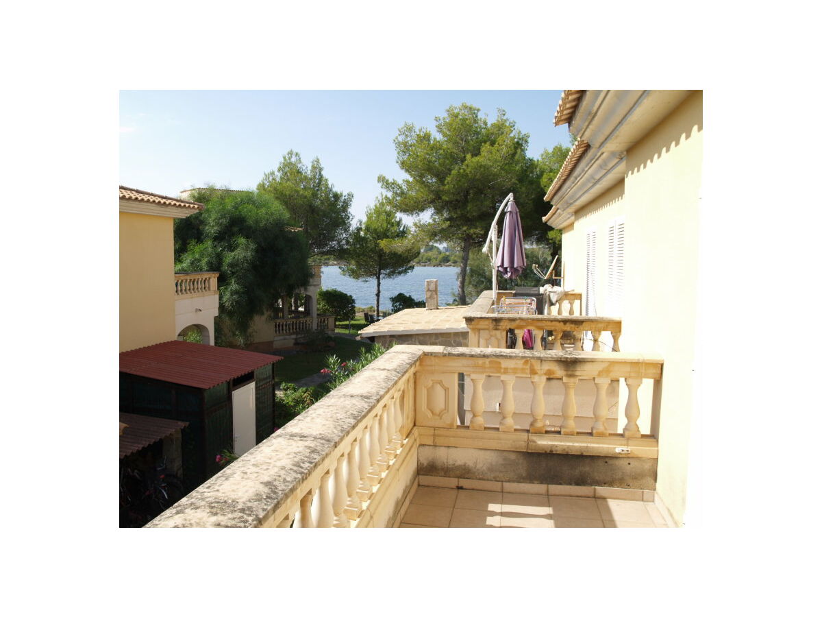 Holiday house At Lake Esperanza