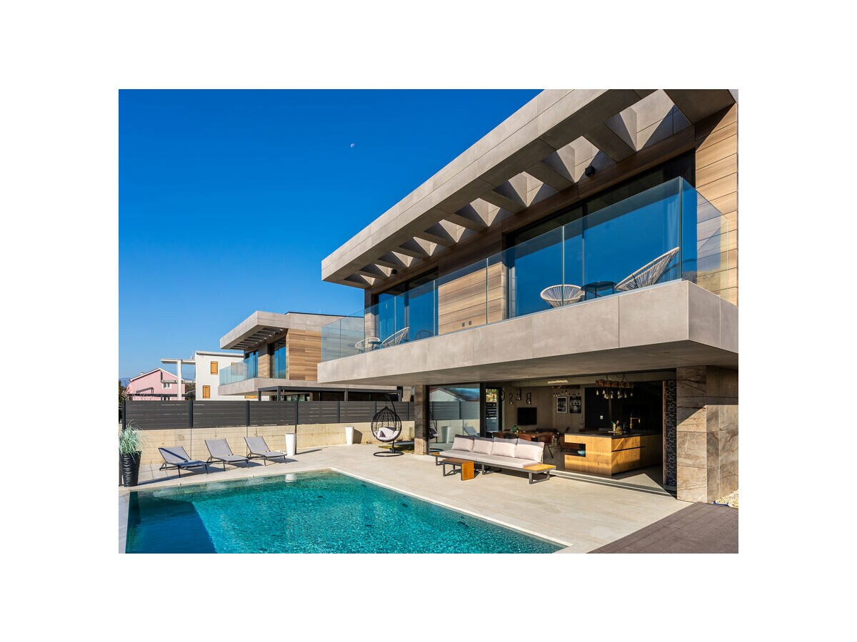 Villa Pearl 2