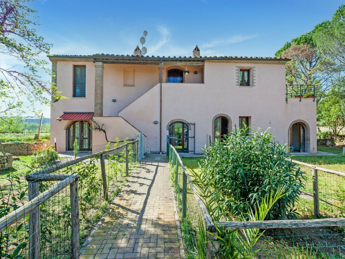 Apartment Ruhige Wohnung in Riparbella mit Garten - Outdoor photo 5