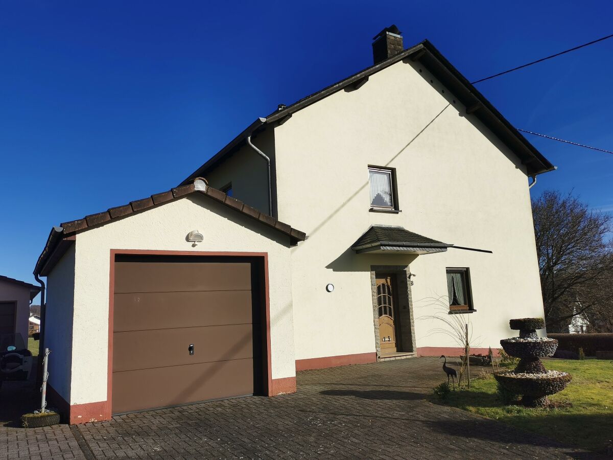 Apartment 6-Bett-Ferienhaus Eifelmomente