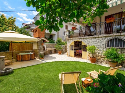 Apartment Laura 80m2 hot tub - Outdoor photo 8