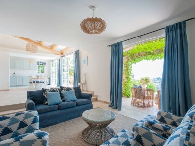 Villa Villa mit Meerblick und Pool - Features photo 28