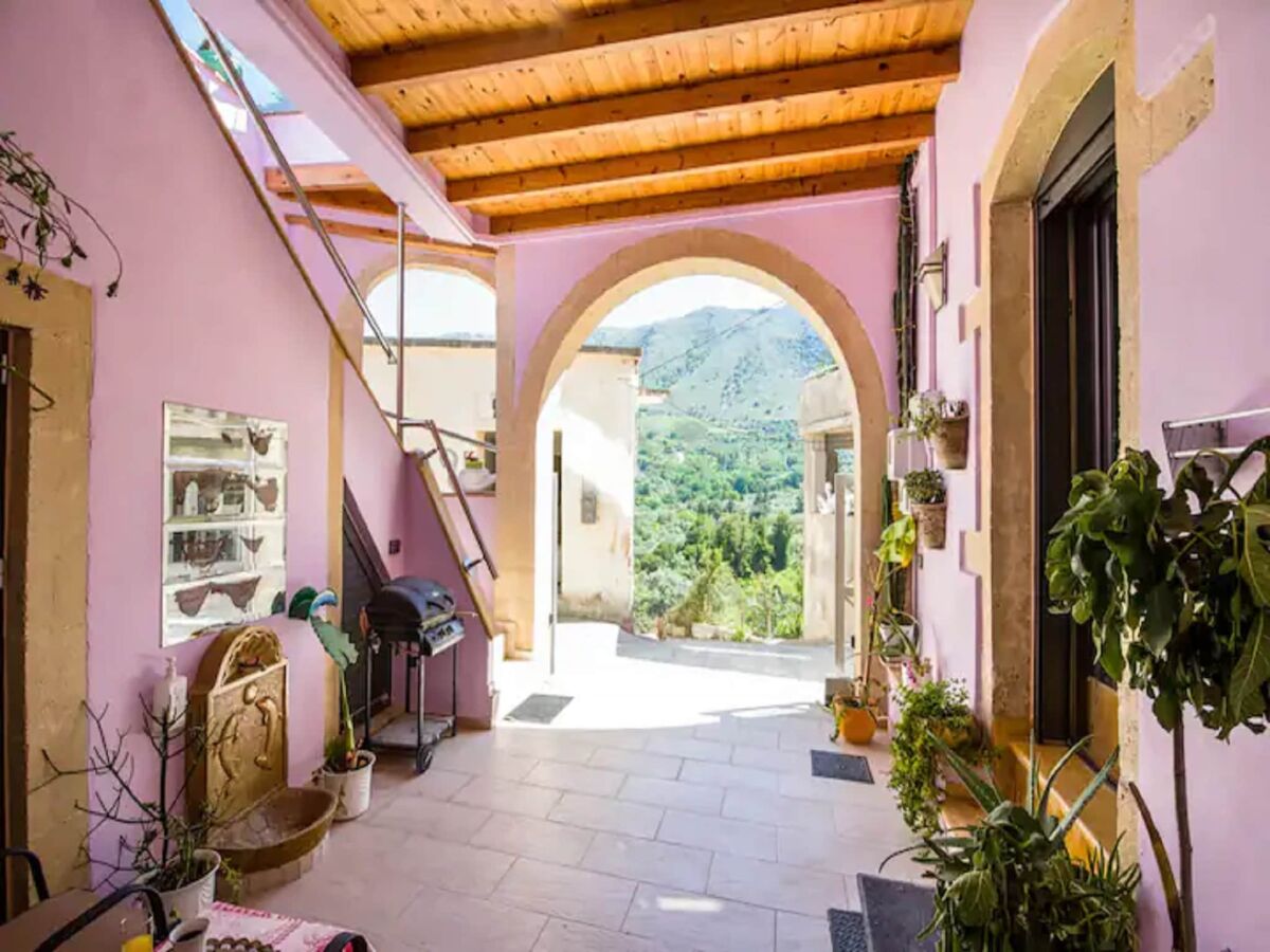 Holiday house Studio auf Kreta mit Balkon und Grill