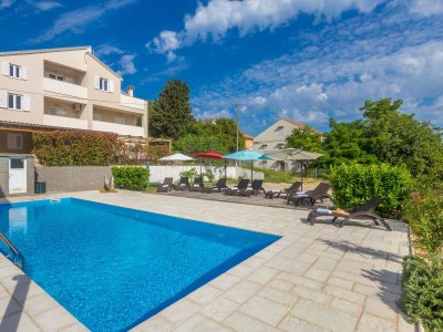 Holiday apartment Michele with large heated pool 50m2 and sea view - Outdoor photo 11