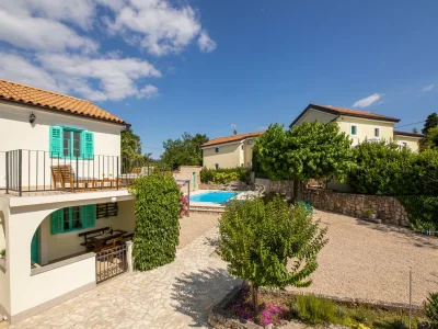 Holiday house Antica with Pool in Rasopasno - Holiday house