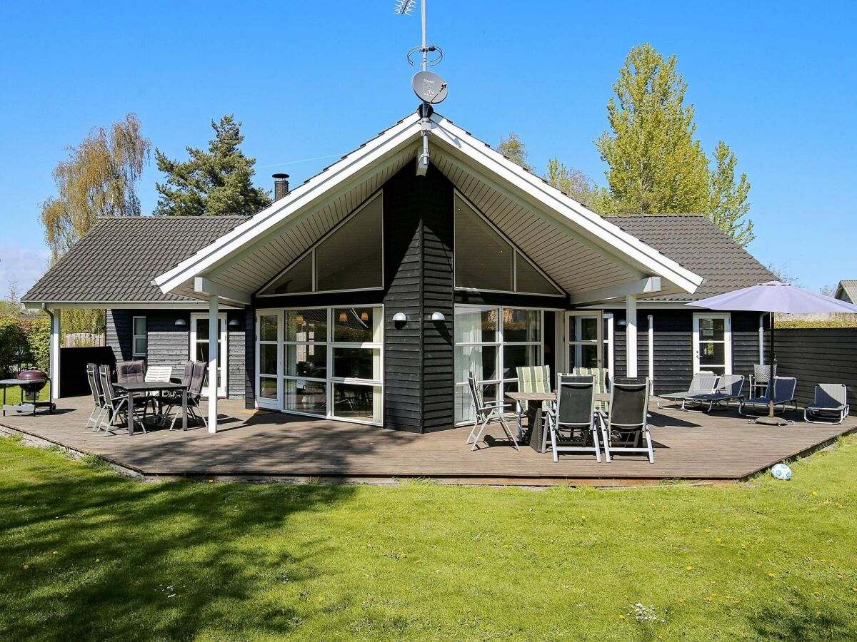 Holiday house 10 person holiday home in Væggerløse-By Traum